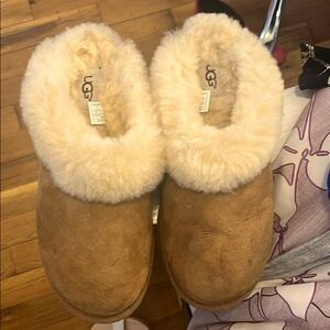 Ugg slip on slippers